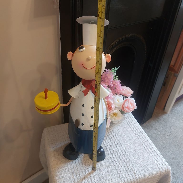Novelty Metal Chef Baker Kitchen Or Garden Ornament 
