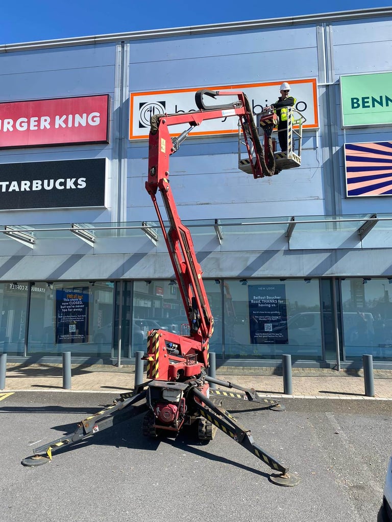 image for HINOWA GOLDLIFT 14.70 S SPIDER LIFT