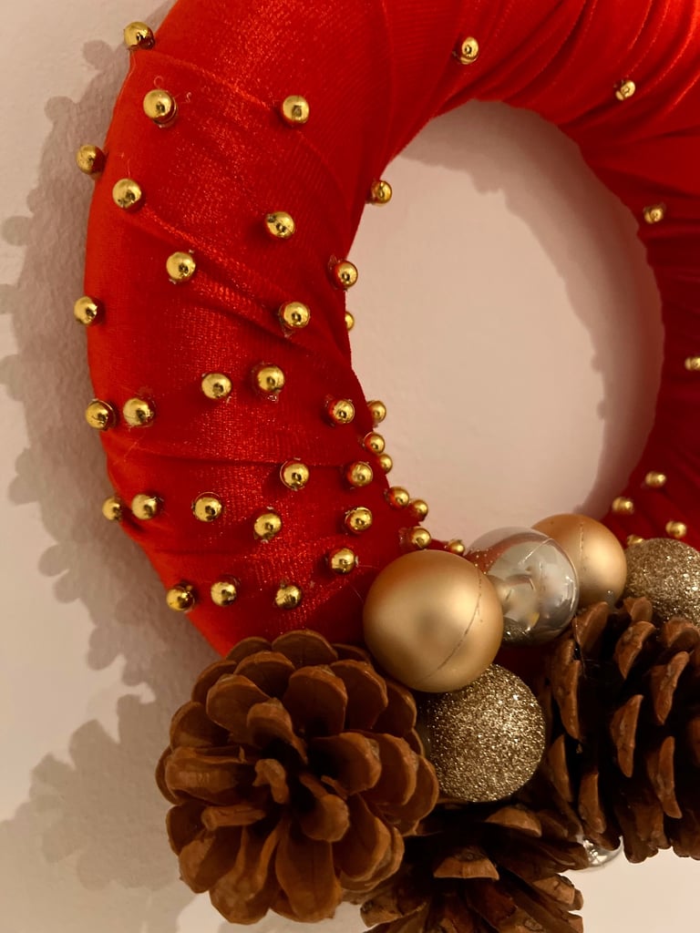 Handmade Christmas Wreath Red Gold Pine Cones 24cm – Festive Door Decoration