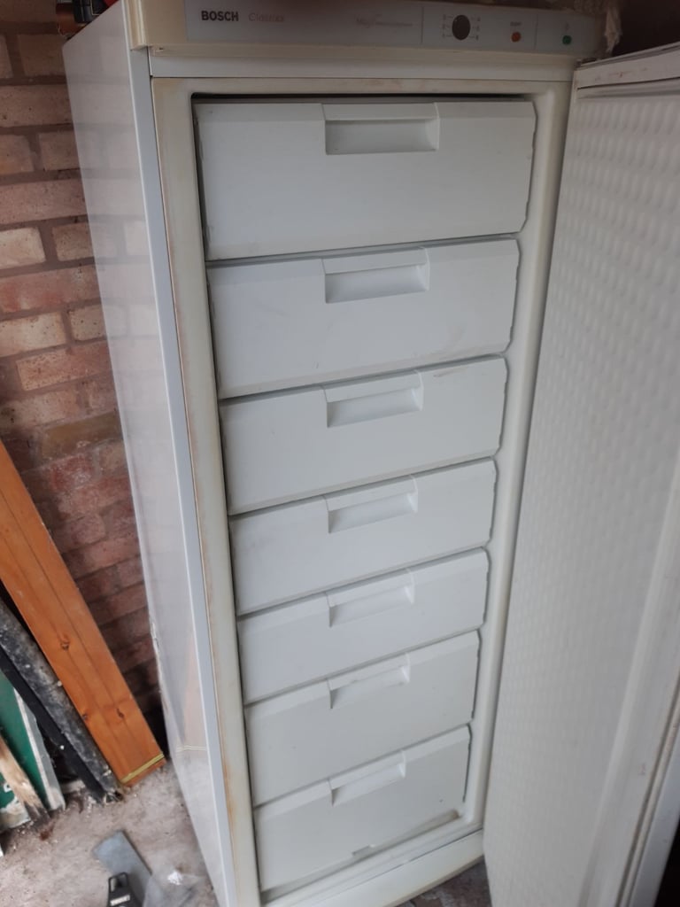 Bosch 7 drawer freezer model GSD26623GB