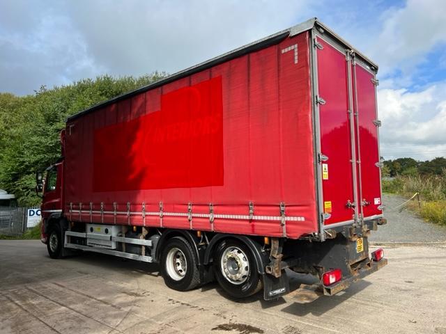 2014 64 DAF CF 290 Euro 6 6x2 26ft curtainsider with mounty moffet kit