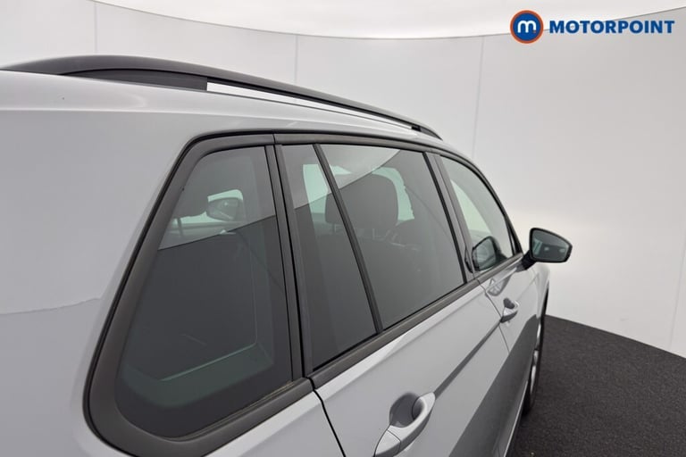 2021 Volkswagen Tiguan 1.5 TSI 150 Life 5dr SUV Petrol Manual