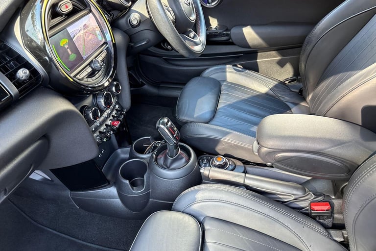 2019 MINI Hatch 2.0 John Cooper Works Hatchback 3dr Petrol Steptronic Euro 6 (s/s) (231 ps) HATCH...