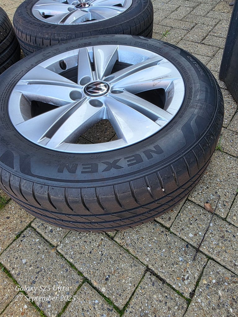 Wheels and tyres
