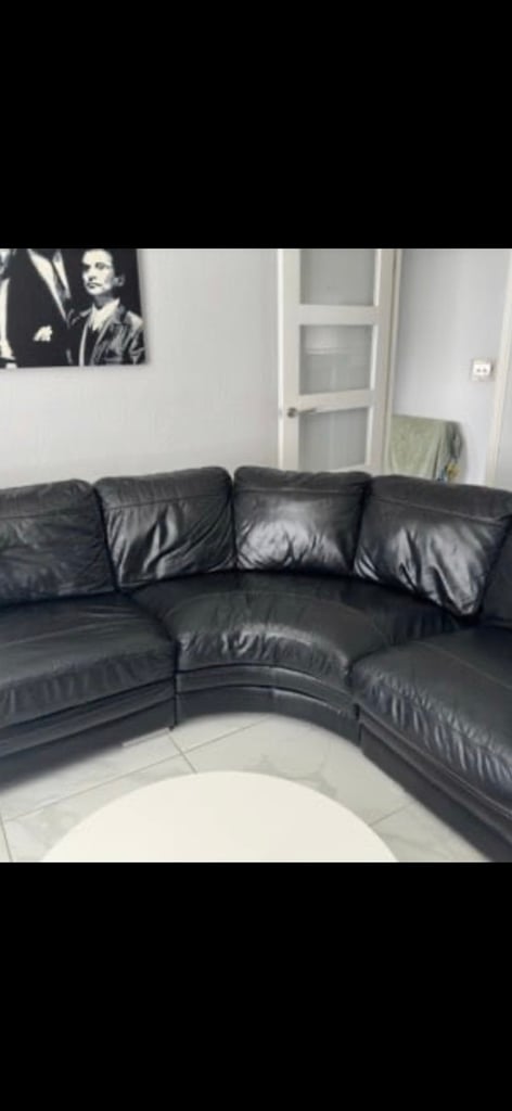 Corner leather sofa 