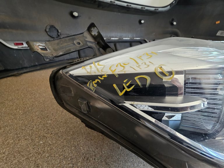 BMW 3 SERIES F30 F31 2016-2019 LED SINGLE HEADLIGHT BREAKING PARTS 