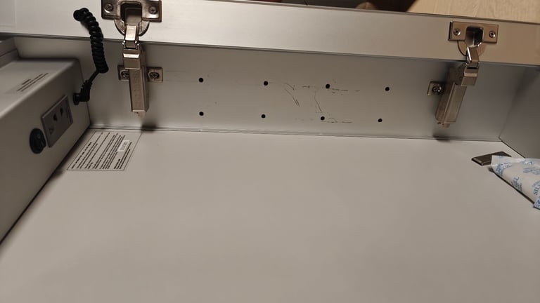 LED Bathroom Mirror Cabinet 815x700mm *damaged* X2