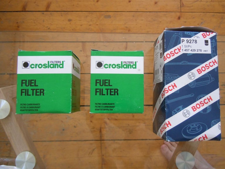 Mercedes Benz E300TD W210 606 engine ( FIT other models too service Fuel and oil filter)