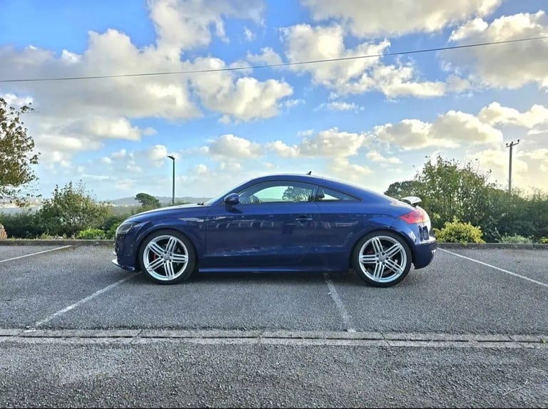 image for Audi, TT, Coupe, 2010, Semi-Auto, 1984 (cc), 2 doors