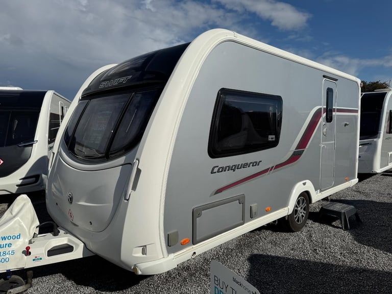 Swift Conqueror 480 / 2 2012