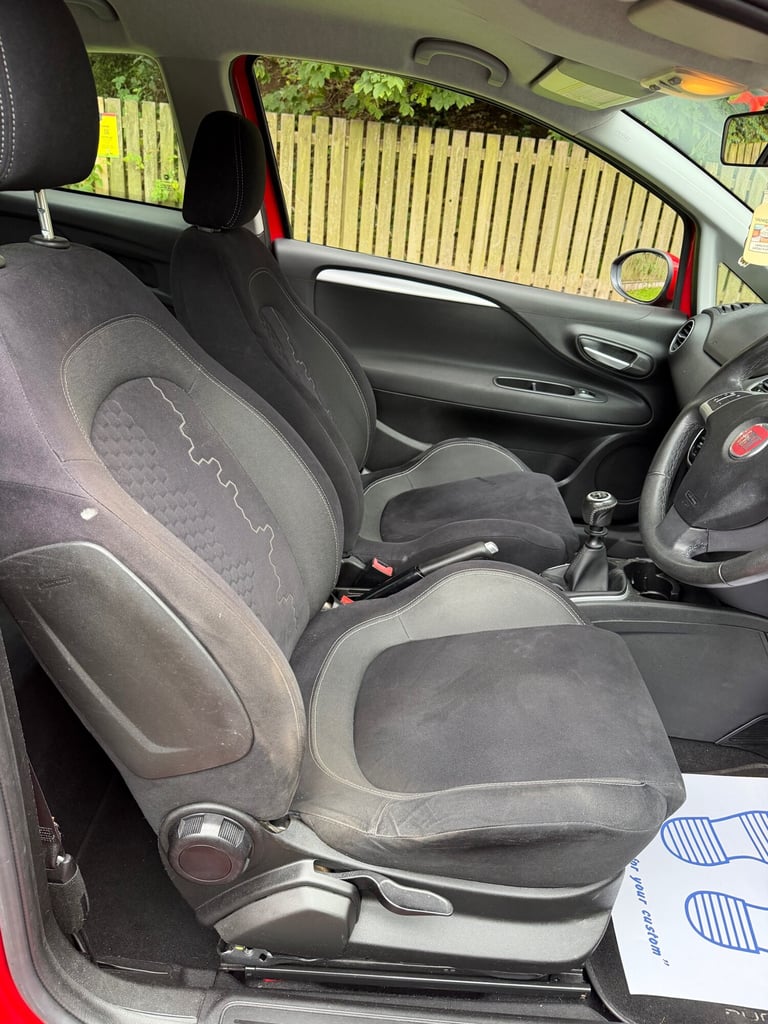 2013 Fiat Punto 1.2 Easy 3dr HATCHBACK Petrol Manual