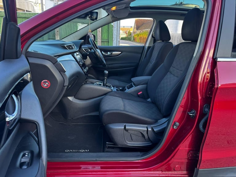 2017 Nissan Qashqai 1.5 dCi N-Connecta 2WD Euro 6 (s/s) 5dr HATCHBACK Diesel Manual