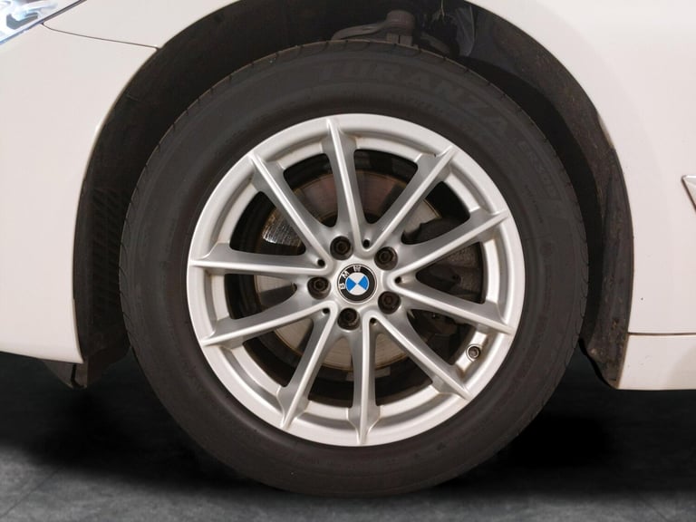2018 BMW 5 Series 520d SE 4dr Auto SALOON DIESEL Automatic