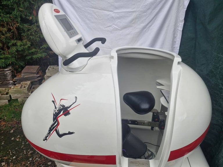 Hypoxi vacuum and compression Training machine 