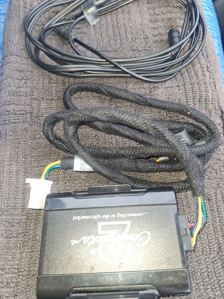 Connect 2 Car Toyota ipod usb sd card hands free 