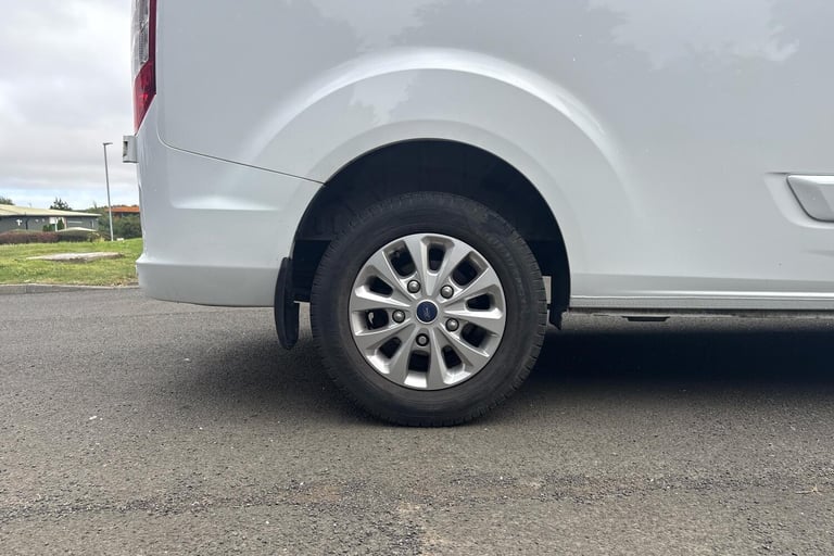  Ford Transit Custom 2.0 300 Ecoblue Limited Panel Van 5dr Diesel Manual L2 H1