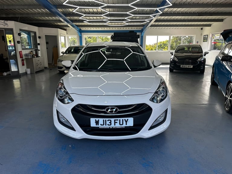 HYUNDAI I30 1.6 CRDi Blue Drive Style 2013