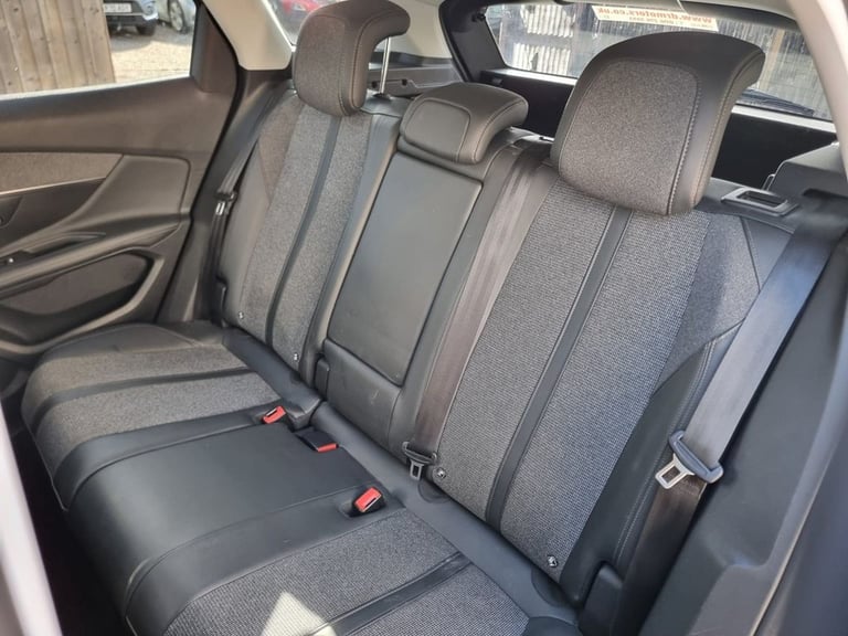 2020 Peugeot 3008 1.2 PureTech Allure SUV 5dr Petrol Manual Euro 6 (s/s) (130 ps) HATCHBACK Petro...