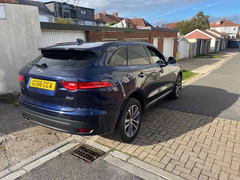 JAGUAR F-PACE R-SPORT 2017 4AWD AUTO