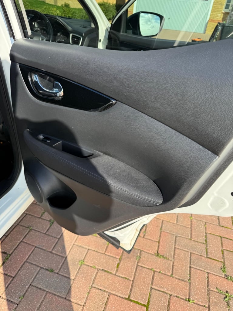  Nissan Qashqai 1.2 DIG-T n-tec+ 2WD Euro 6 (s/s) 5dr Petrol Manual