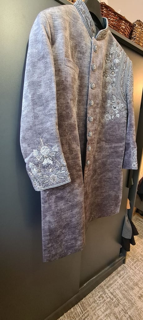 Wedding Suit / Kurta / Payjama / Jodhpuri / Sherwani / Salwar Kameez