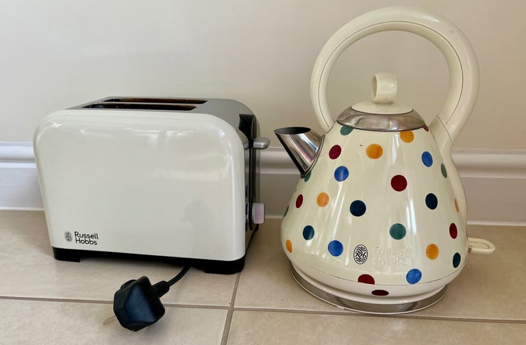 Emma Bridgwater and Toaster (Both Russell Hobbs) 