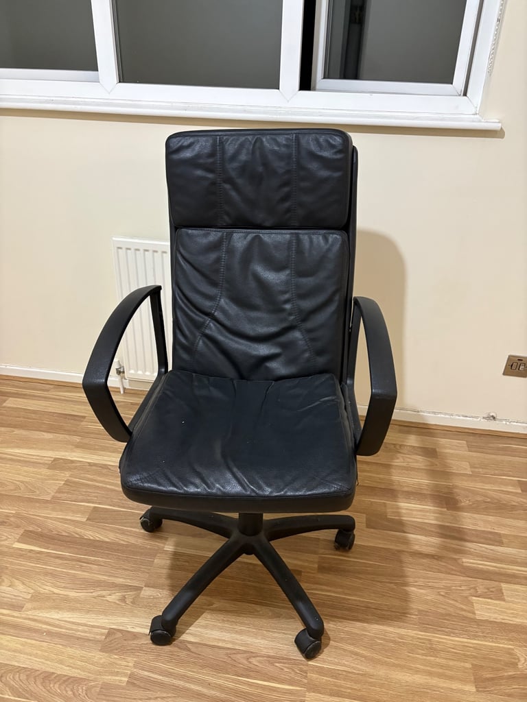 Computer office chair. 