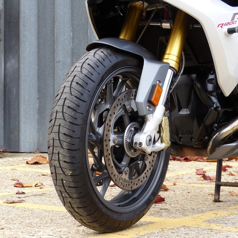 2017 BMW R1200 RS SPORT SE, FULLY MAINTAINED 2-OWNER MOTORCYCLE.