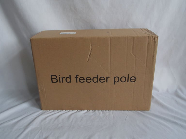 Bird Feeder Pole Squirrel Proof House Mount 93 Inch Adjustable New and boxed