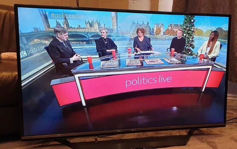 LG 4K UHD 55inch Smart tv with Smart Voice Control Remote 