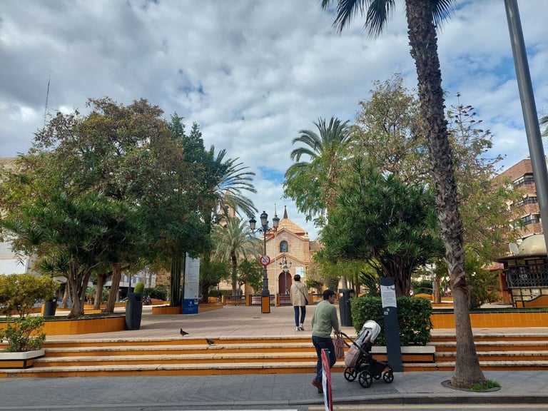 2 bedroom flat in the centre of Torrevieja Spain