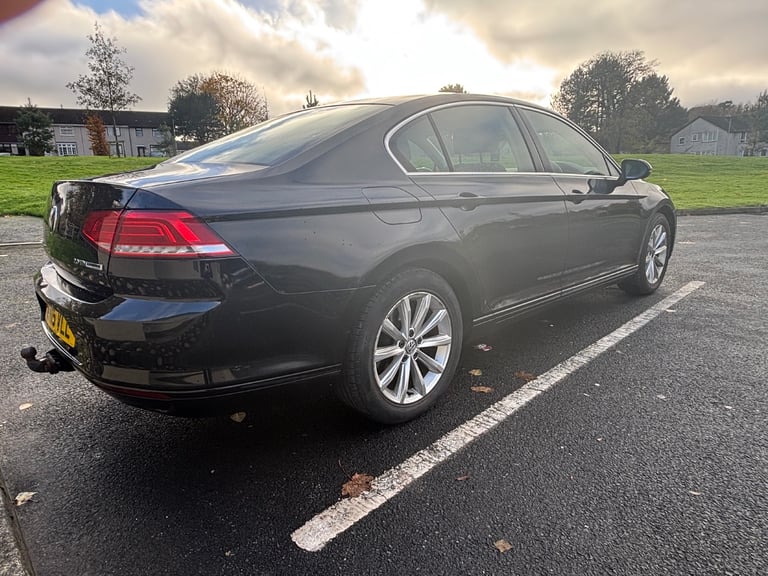 Volkswagen, PASSAT, Saloon, 2015, Manual, 1968 (cc), 4 doors