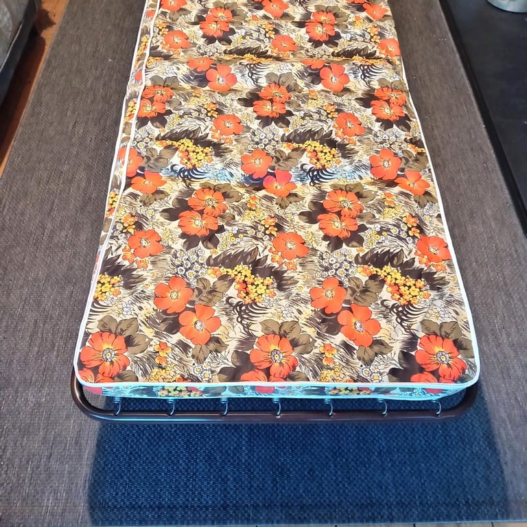 1970s Folding/Camp Bed - Stunning floral pattern design