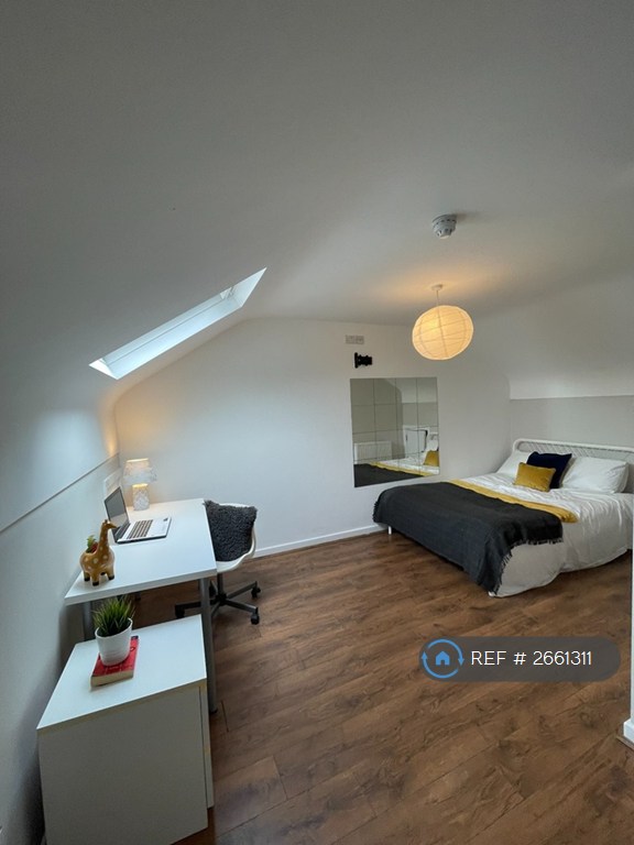 7 bedroom house in Harringay Avenue, Liverpool, L18 (7 bed) (#2661311)