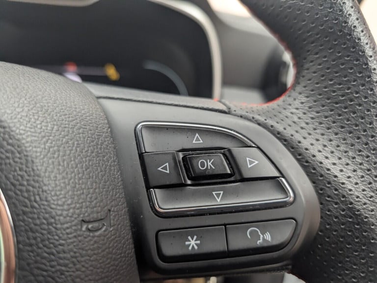 2023 MG MG ZS 1.5 VTi-TECH Exclusive SUV 5dr Petrol Manual Euro 6 (s/s) (106 ps) NAVIGATI HATCHBA...