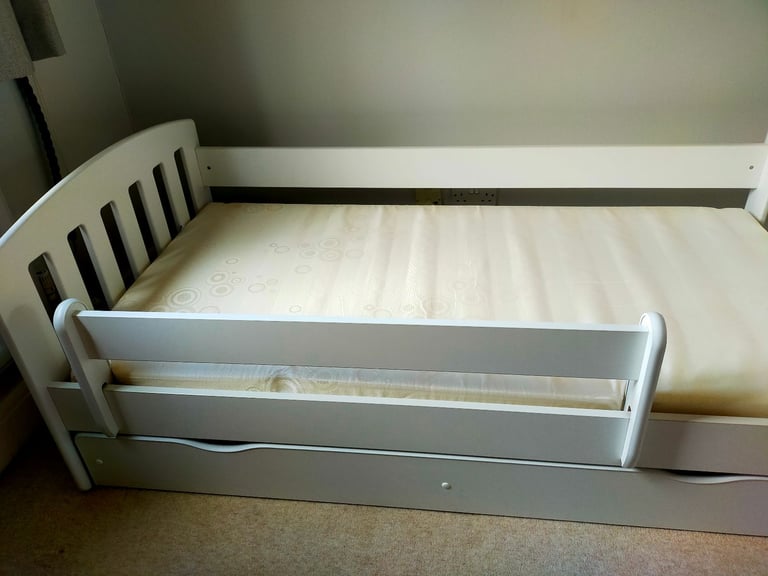 Child's bed