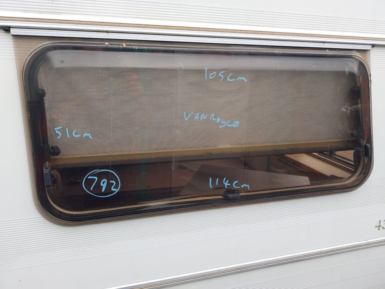 image for 92 vanroyce caravan offside window 