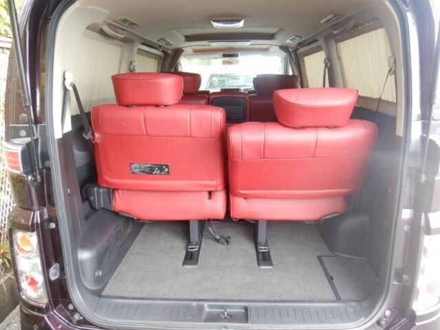 2008 Nissan Elgrand 3.5 HIGHWAY STAR AUTOMATIC * 8 SEATER * RED LEATHER PREMIUM *   Petrol Automatic