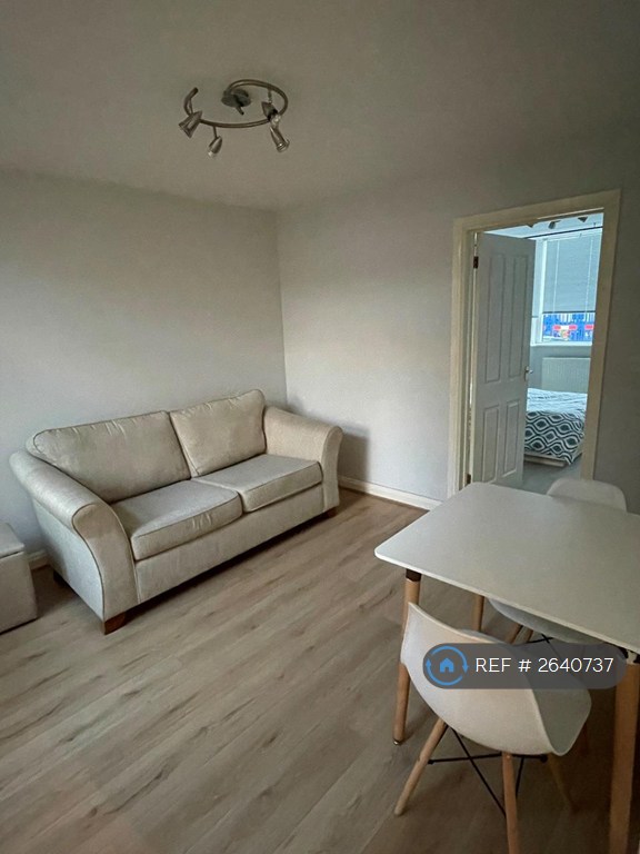 1 bedroom flat in Mayfair Road, Oxford, OX4 (1 bed) (#2640737)