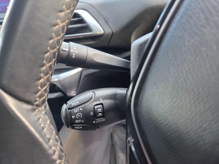 2019 Peugeot 3008 1.2 PureTech Allure Euro 6 (s/s) 5dr Petrol