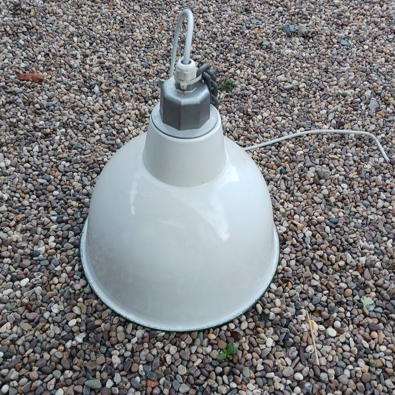image for RETRO VINTAGE STYLE ENAMEL INDUSTRIAL 14 INCH LIGHT SHADES &LAMPS £40 EA A1 ORDER SUTTON COLDFIELD 