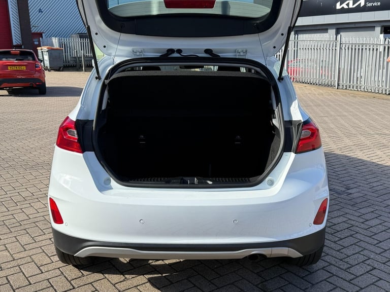  Ford Fiesta Fiesta Active 5 door 1.0L EcoBoost 100PS FWD 6-Speed Manual Petrol Manual