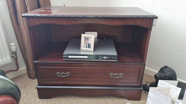 Mahogany furniture 