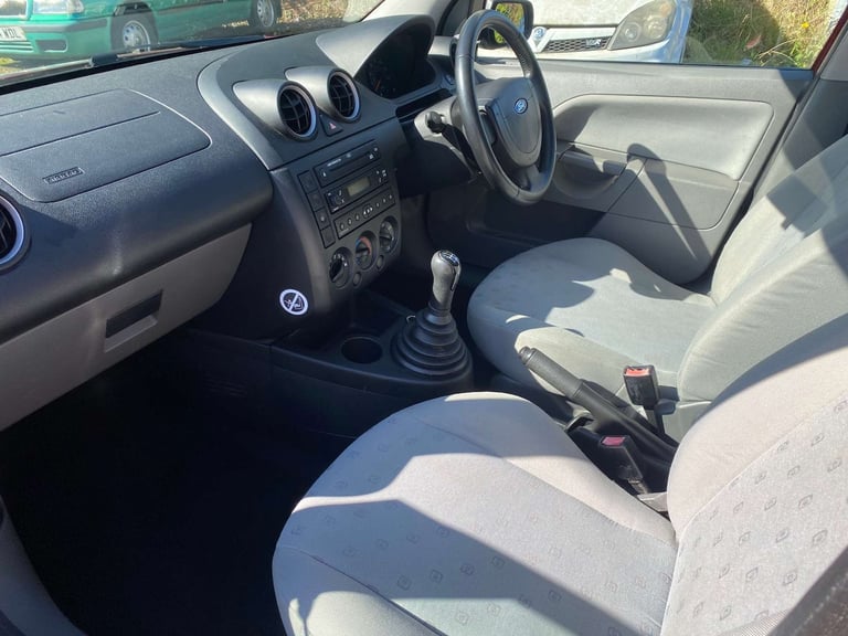 2003 Ford Fiesta 1.3 Fiesta Finesse 5dr Hatchback Petrol Manual