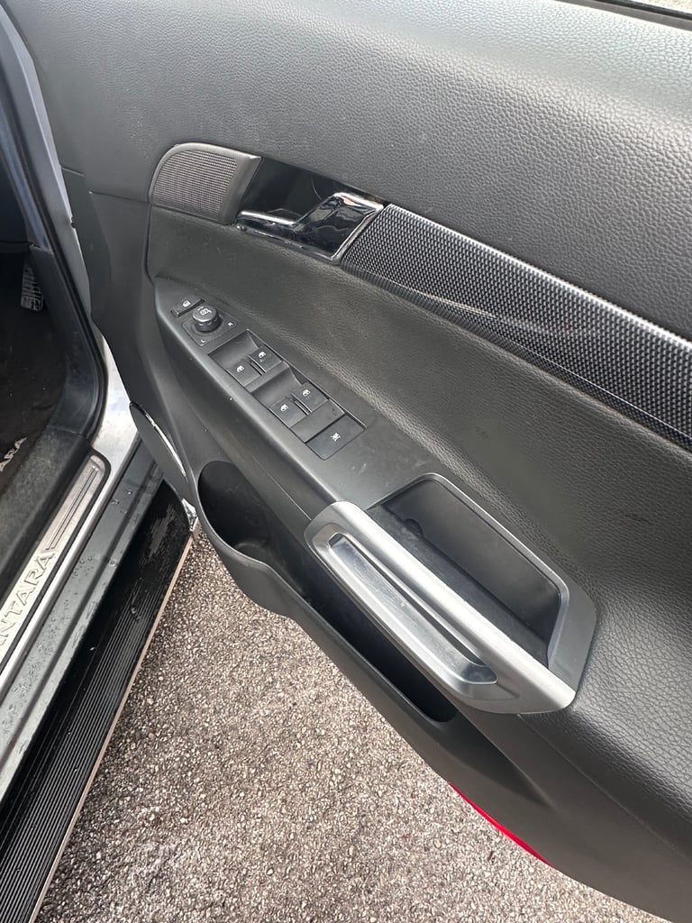 Vauxhall. Antara  2.0 diesel 4x4 S spec 