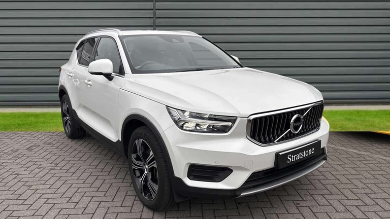  Volvo XC40 2.0 B4P Inscription 5dr AWD Auto Estate Petrol Automatic