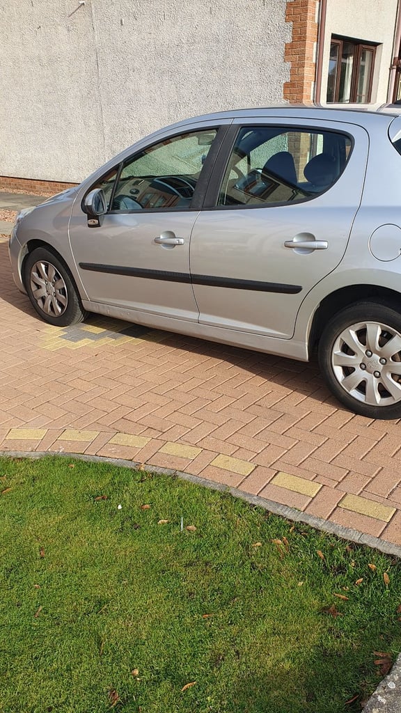 REDUCED Peugeot, 207, Hatchback, 2009, Manual, 1360 (cc), 5 doors