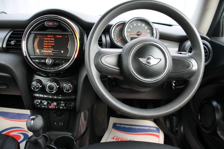 2015 MINI Hatch 1.5 Cooper Euro 6 (s/s) 3dr HATCHBACK Petrol Manual