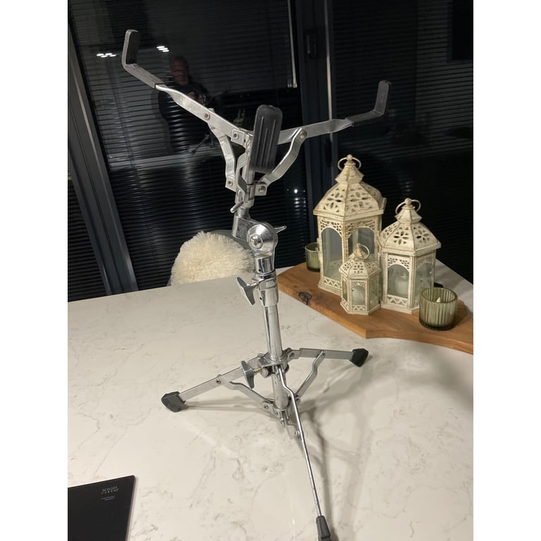 Snare drum stand for sale