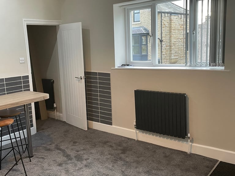 Property To Let Birkehshaw West Yorkshire 